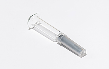 Automatic assembly line for pre-filled syringe